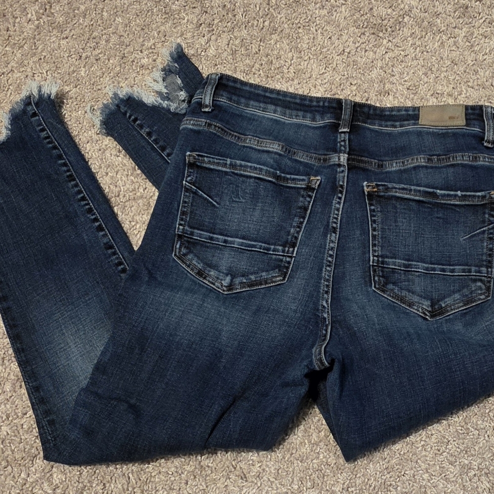 BKE Dark Blue Frayed Hem Cropped Jeans